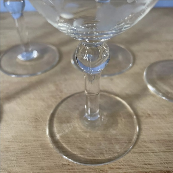 Vintage Delicate Fine Crystal Stemware Cordial Wine Etched Flower Leaf Set Of 6 - Picture 7 of 7
